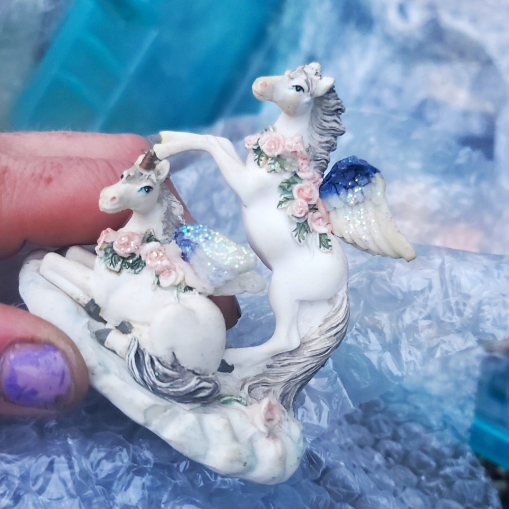 MOTHER AND HER YOUNG on CLOUD FIGURINE 3"x3"